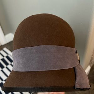 Saks fifth avenue womens wool bucket cloche hat brown and lavender